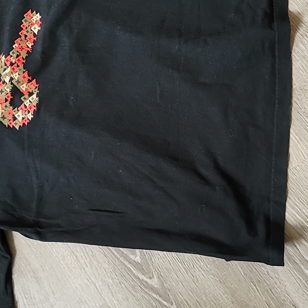 Men's LRG - Picture 3 of 10